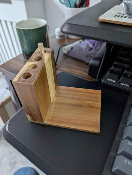 Photo of free Sticky note holder (BR1) #2