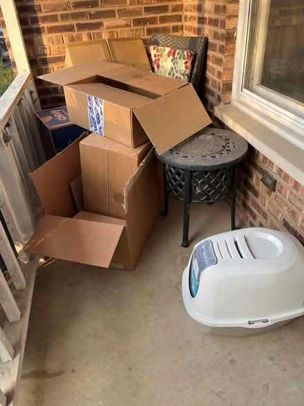 Photo of free Large boxes (Downers Grove) #1