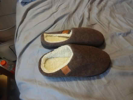 Photo of free Men's slippers size 6.5-7 (Greenford UB6 8PF) #1