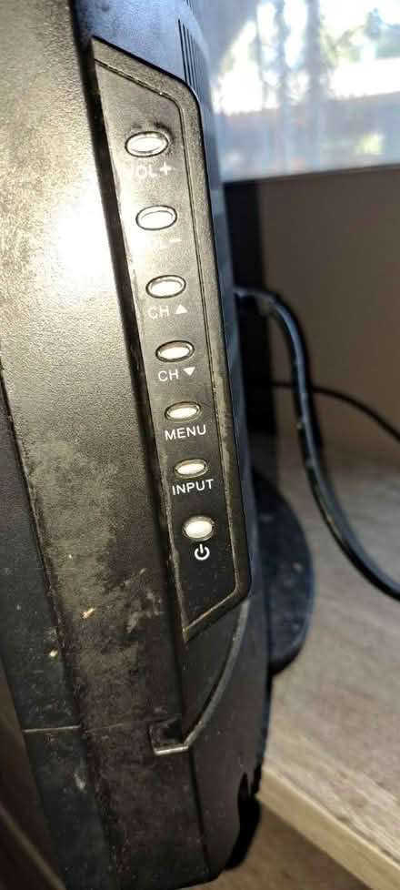 Photo of free TV older model works/video games (RWC) #3