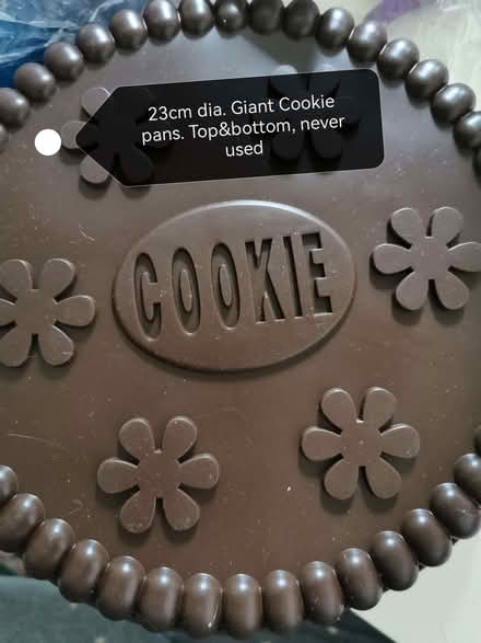 Photo of free Silicon Giant Cookie pans (Malvern WR14) #1