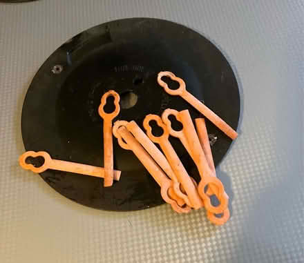 Photo of free Trim-kit disc & 10 blades (Brinnington SK5) #1