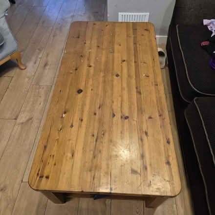 Photo of free Large coffee table (Woking) #4