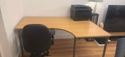 Photo of free Desk and chair (En6 2ra) #2
