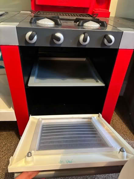 Photo of free Play Kitchen (Fox Corner GU24) #2