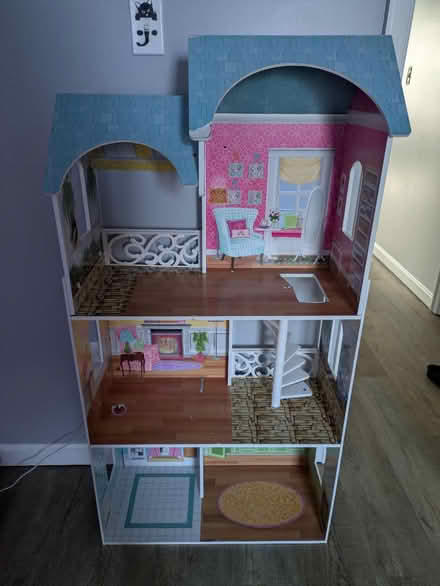 Photo of free Doll House- #2 (21146) #1