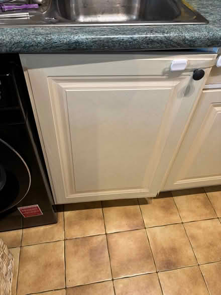 Photo of free Kitchen door fronts and drawers (Fillongley CV7) #3