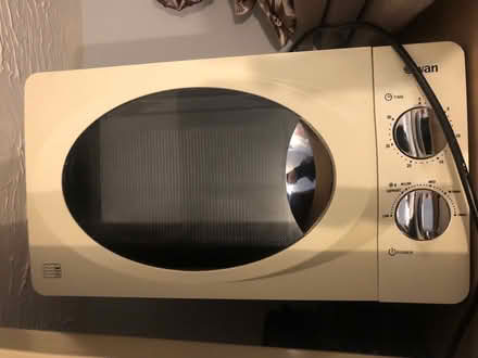 Photo of free Microwave (Bermondsey) #1