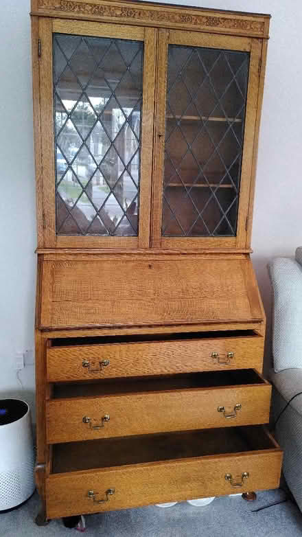 Photo of free Beautiful Bureau (GU12 Ash Green) #2