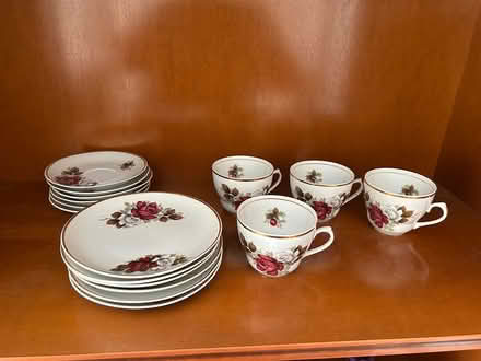 Photo of free Romanian tea set (Sunniside NE16) #1
