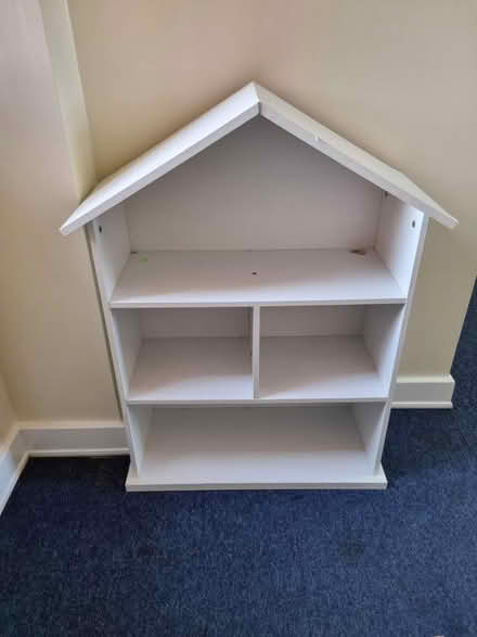 Photo of free Childrens bookshelf (AL7) #1