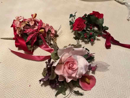 Photo of free Beautiful Handmade Sugarcraft Centre Pieces for Cake (BT8) #1