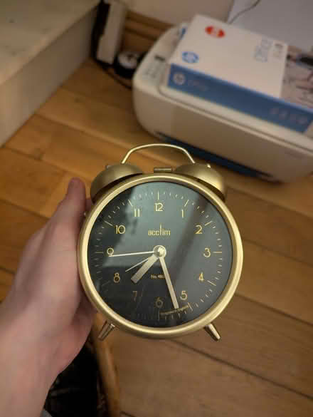 Photo of free Alarm clock (High Newton LA11) #1