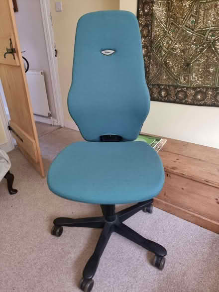 Photo of free Office chair - adjustable (Cliffe BN7) #2
