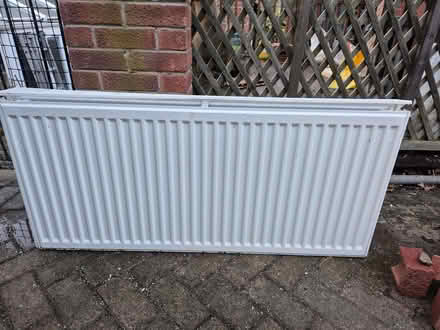 Photo of free White, double radiator (Meersbrook S8) #1