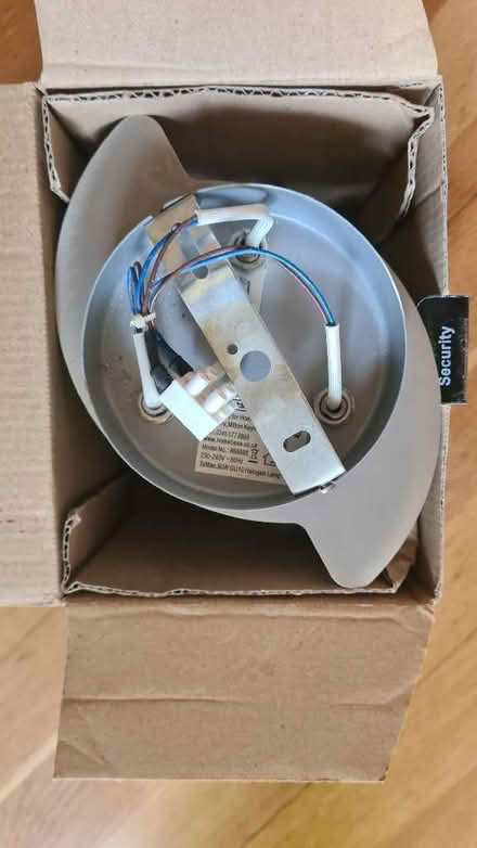 Photo of free Ceiling Spot lights [3] (Panshanger AL7) #2