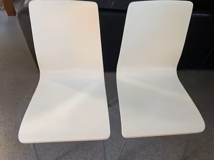 Photo of free 2x white chairs (Fareham PO14) #2