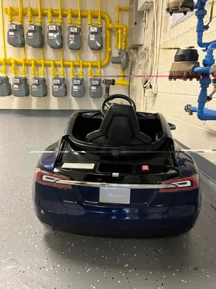 Photo of free Tesla Ride on (Brookmont/Glen Echo) #2