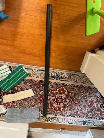 Photo of free 18lb workout bar (Precita Park) #2