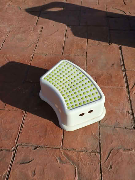 Photo of free toddler stool (Brasenose OX11) #1