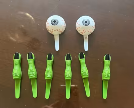 Photo of free Planter inserts (Capitol Hill) #1
