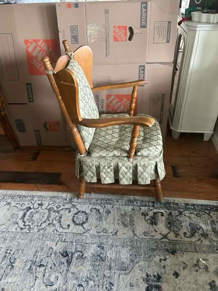 Photo of free Vintage Maple Chair (Woodside & El Camino) #2