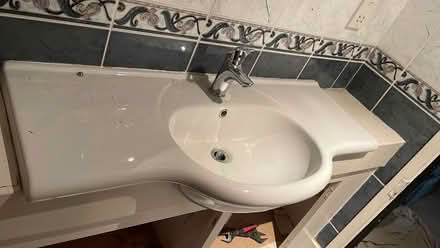 Photo of free Basin with tap (Paulsgrove PO6) #1