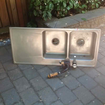 Photo of free Lab sink, stainless steel (Capitol Hill) #2