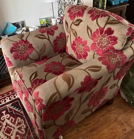 Photo of free Floral Settee and Matching chair (Nottingham NG16 Giltbrook) #3