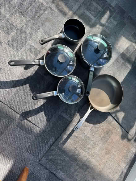 Photo of free Aluminium pots&pans (Winnersh RG41) #1