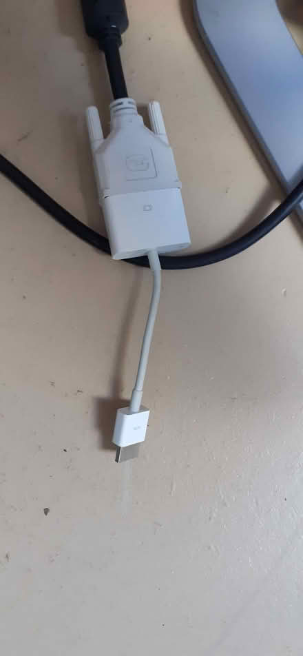 Photo of free flat screen monitor (City of Bristol BS5) #2