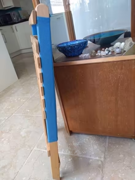 Photo of free folding seat, wooden and canvas fabric (Risinghurst OX3) #3