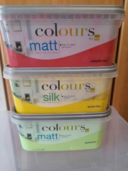 Photo of free Paent / Paint (Bangor LL57) #1