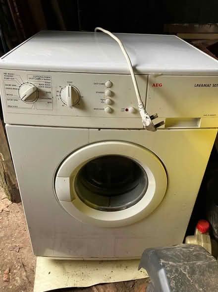 Photo of free AEG washing machine (Wartling BN27) #1