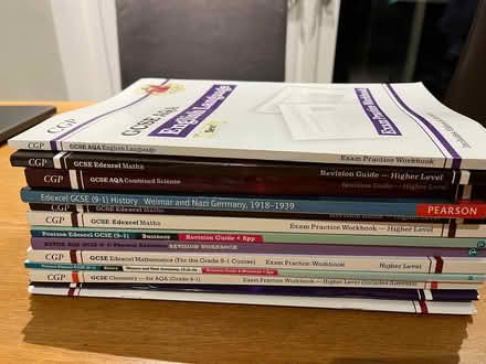 Photo of free GCSE revision guides (LS7) #1
