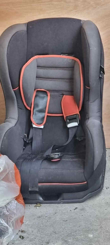 Photo of free Car seat (SW15 roehampton) #1