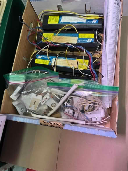 Photo of free Fluorescent starters (Ann Arbor (Scio)) #3