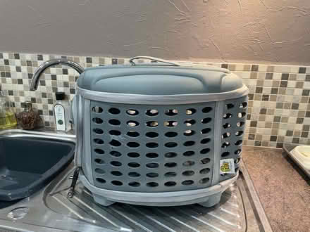 Photo of free Collapsing cat carrier (Southgate RH11) #2