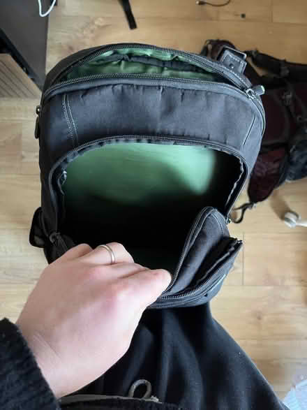 Photo of free Targus laptop bag (Tooting SW17) #4