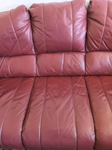 Photo of free Large 3 /4 seater sofa and chair (DE21) #3