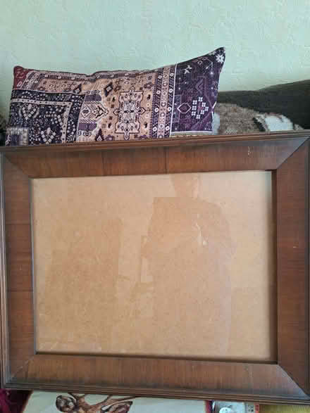 Photo of free Picture frame (Callowell GL5) #1