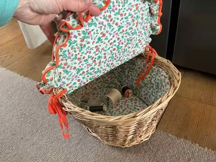 Photo of free pretty quilted sewing basket (Redhill Meadvale RH1) #1