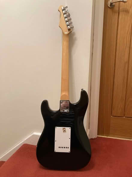 Photo of free Electric guitar (Downend BS16) #2
