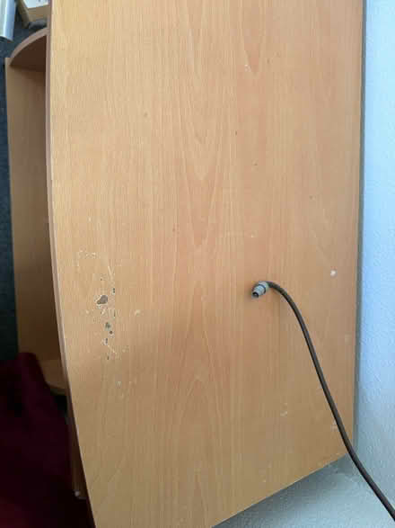 Photo of free Solid computer / tv desk unit (Cooden TN39) #2