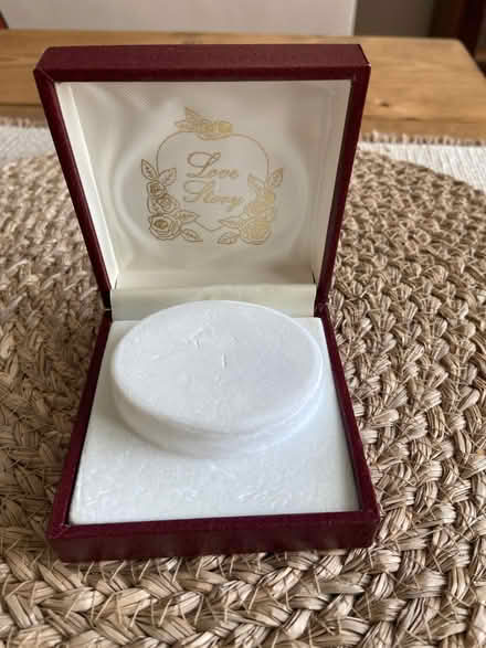 Photo of free Little jewellery box that plays theme from love story (Milton PO3) #1