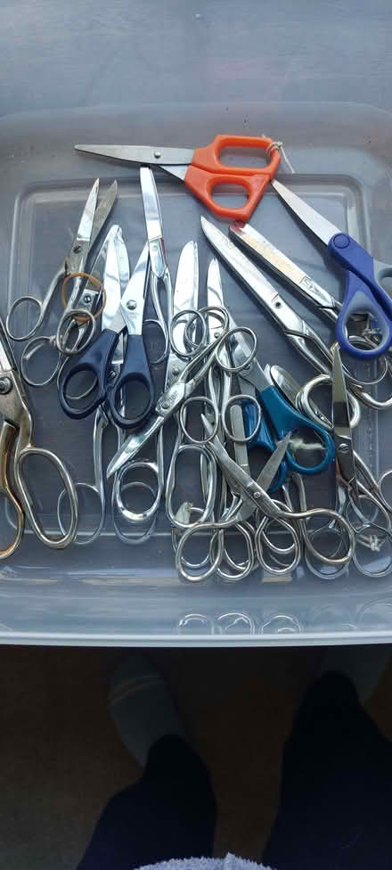 Photo of free Scissors (Gadebridge HP1) #1