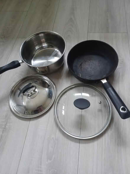 Photo of free Frying pan and saucepan with lids (Sale M33) #1