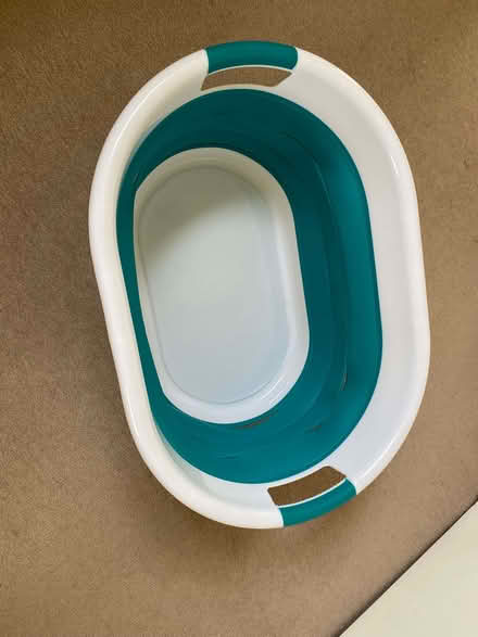 Photo of free Collapsable washing basket (Upper Wolvercote OX2) #1