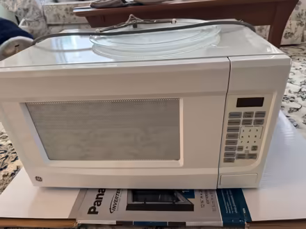 Photo of free GE Microwave (Lexington center) #3