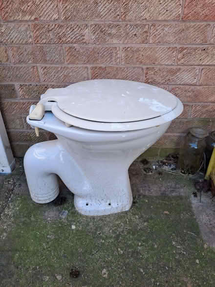 Photo of free Toilet (Pimley SY1) #1
